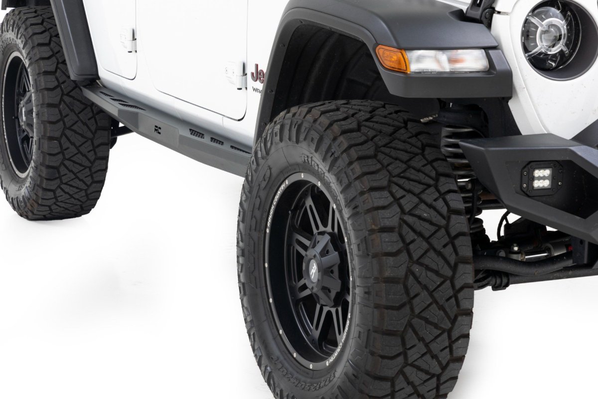 Jeep Wrangler Unlimited Rock Sliders - Rough Country - Heavy Duty - Flat black - '18-'25